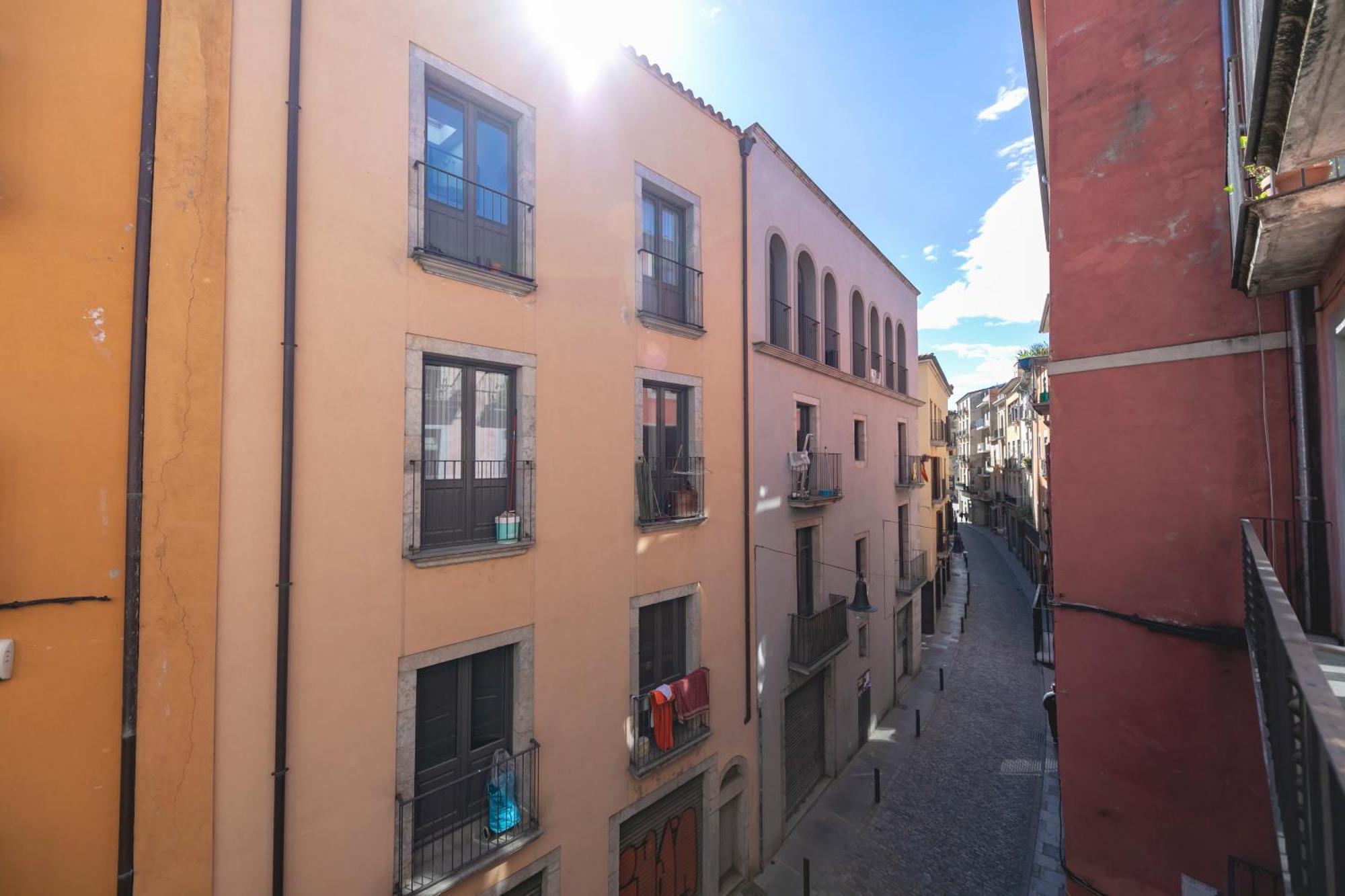 Bravissimo Sunset Apartment Girona Bagian luar foto