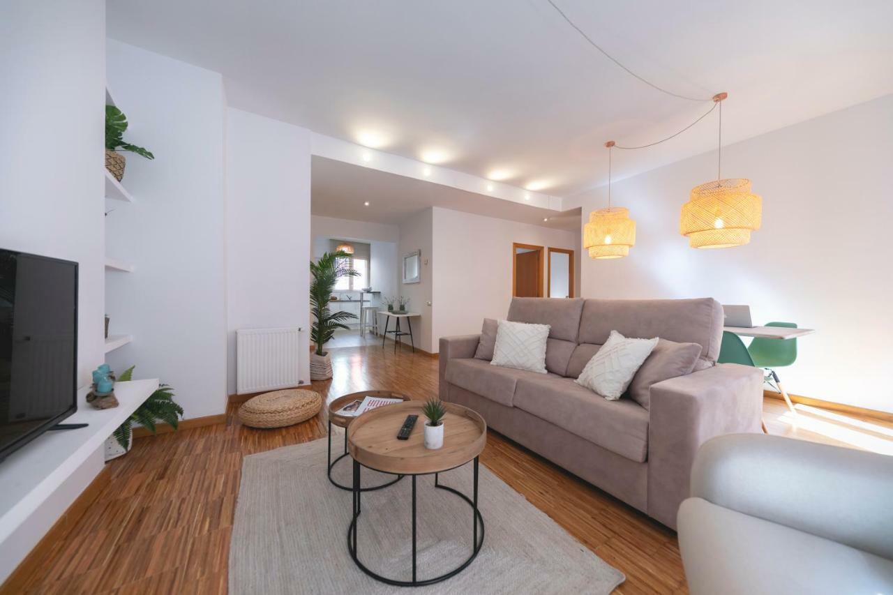 Bravissimo Sunset Apartment Girona Bagian luar foto